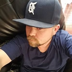 Meet your Posher, Clyde